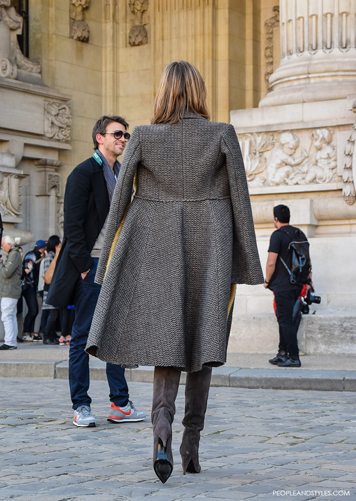 how to wear Saint Lauren over the knee boots and Chloe Goldie small leather shoulder bag, Paris street chic look