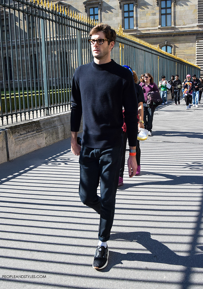 Get the look: All Black Look for Men with Sneakers by PeopleandStyles.com #streetstyle #mensfashion