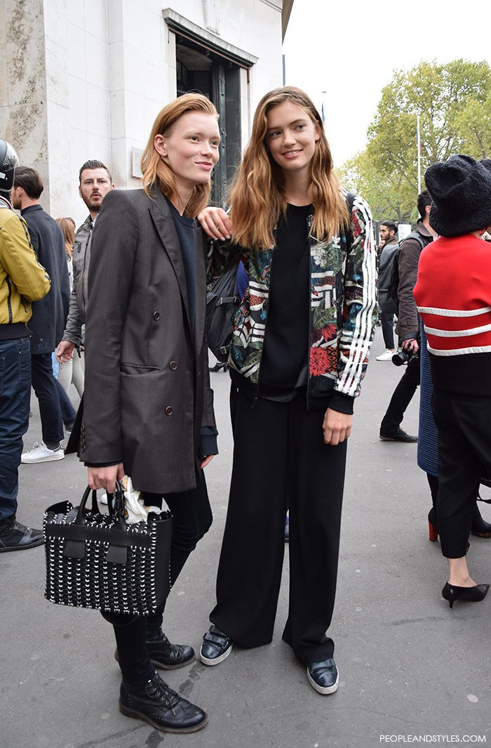 Model Julia Hafstrom How to wear oversized blazer Adidas hoodie, models look off duty, street style, fashion week, new trends