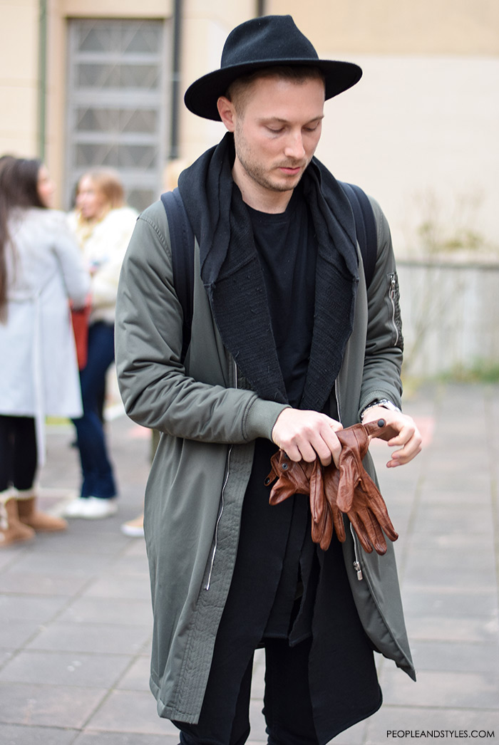 Men's fashion, how to wear bomber jacket, street style casula outfit inspiration