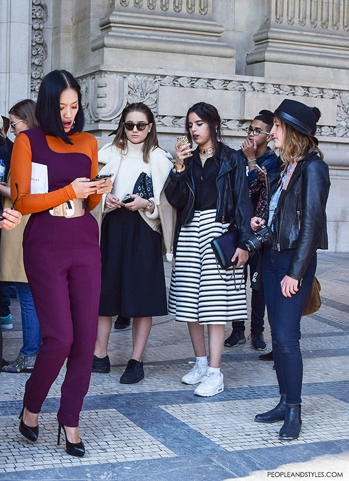 Beautiful real street style girls that do reflect what we all like about Parisian chic - stylish but not overdressed