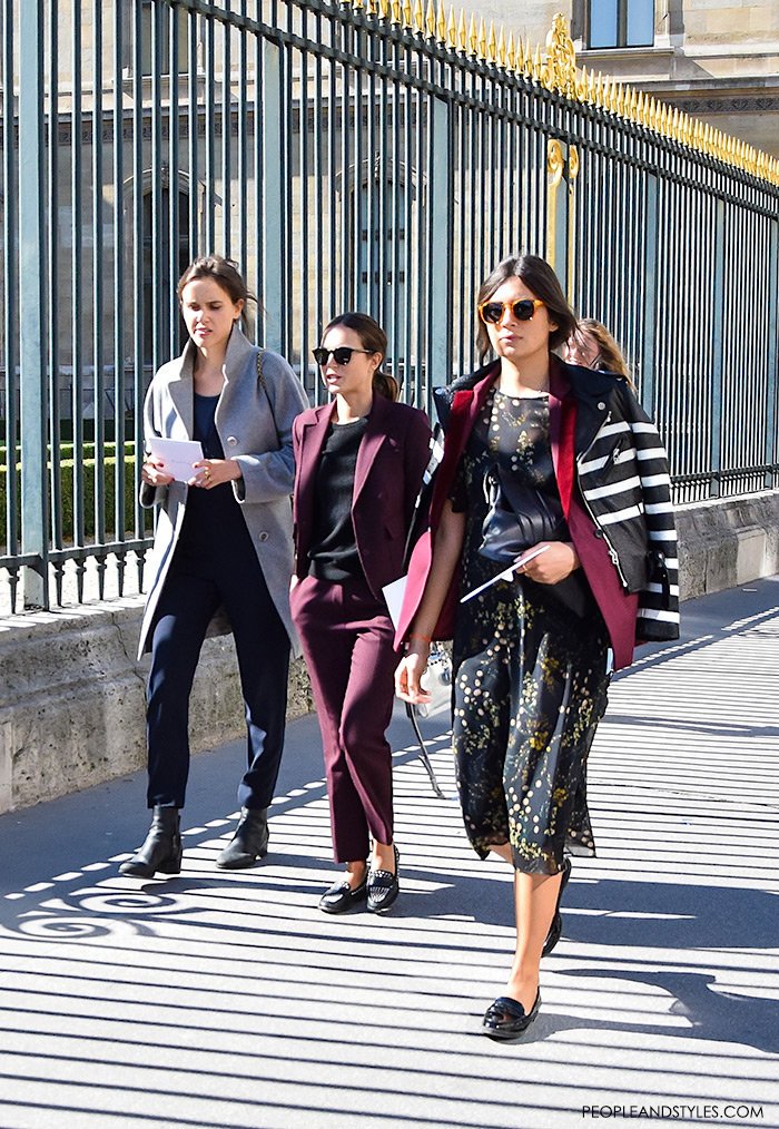 Fashion: daily work wear style - how to wear loafers, Paris Fashion Week street style urban outfit inspiration