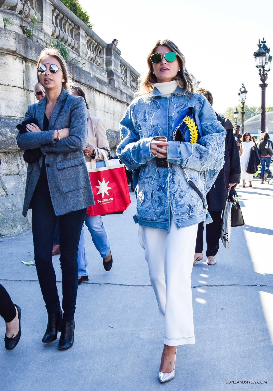 Get Helena Bordon look: white culottes, oversized embellished denim jacket and silver pumps