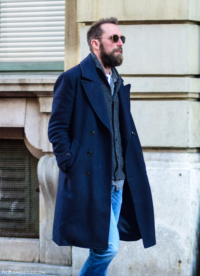 Guys casual winter fashion handsome man, what to wear with a wool coat, how to wear navy coat