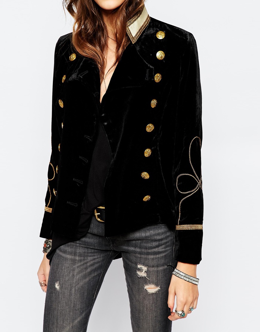 Fashion: how to dress Velvet Military Jacket and distressed jeans, what to wear style ideas