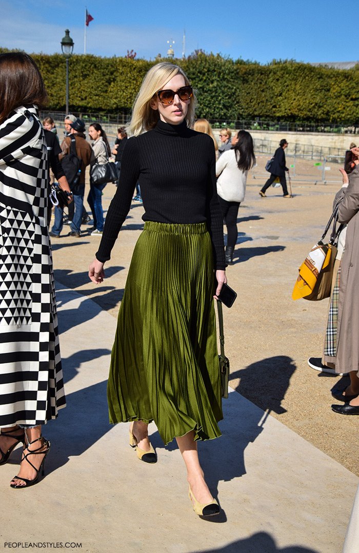 Jane Keltner de Valle wearing Chanel Granny Slingbacks and Gucci Iridescent Green Pleated Skirt, They are Wearing Chanel Granny Slingbacks. Street style outfits from Paris Fashion Week, Pinterest, paris people street images