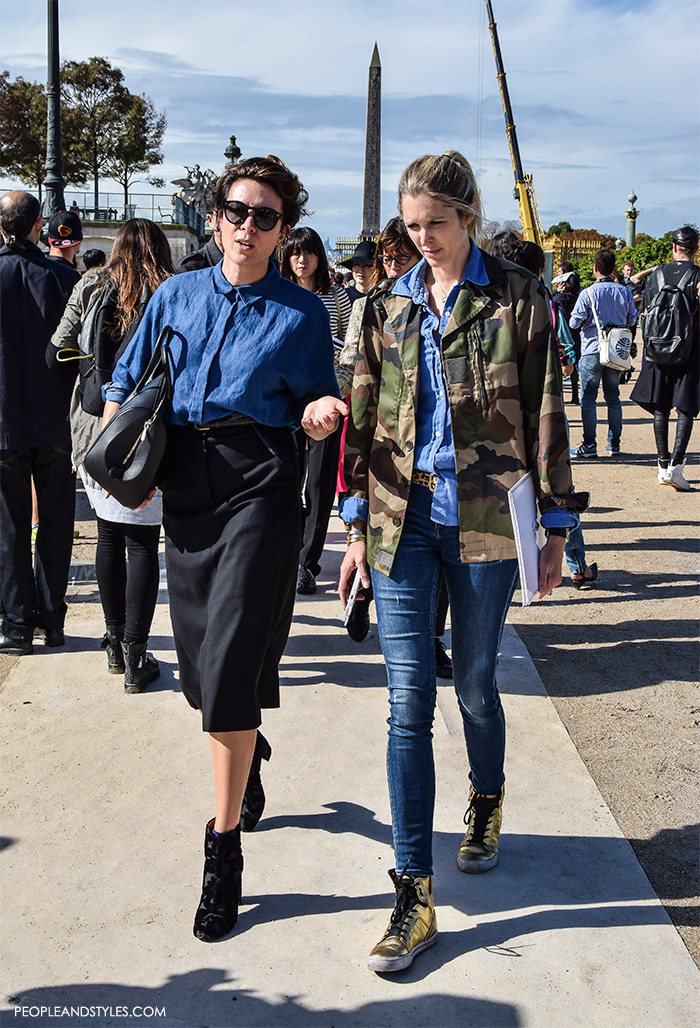  black pencil skirt and velvet decorated ankle boots. The outfit is simple yet equally elegant and casual, Paris street style wear to work outfit inspiration Garance Dore 