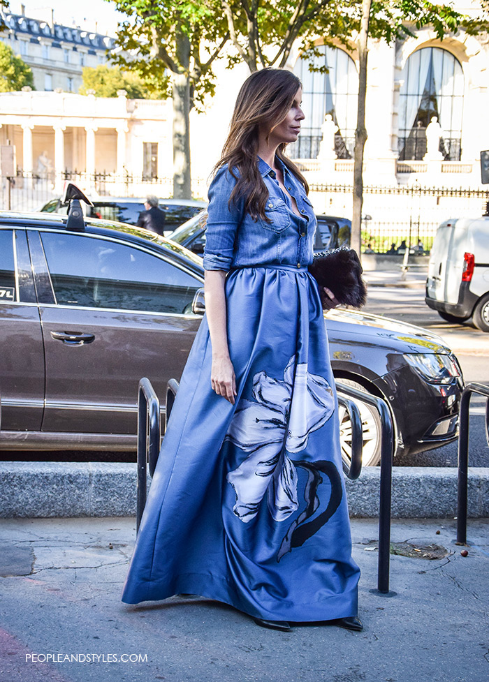 Christina Pitanguy street style look Stylish Pair: Lux Maxi Skirt and a Denim Shirt, how to wear lux maxi skirt denim shirt, paris street style fashion